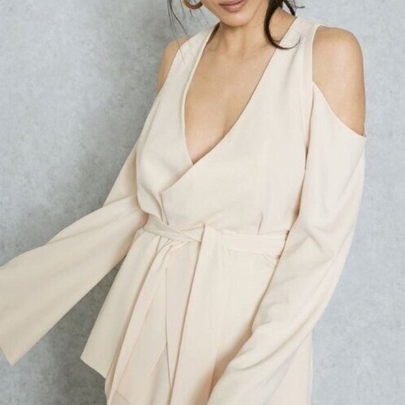 Vintage Lavish Alice from Neiman Marcus gorgeous cream blazer w/ cold shoulders - Picture 1 of 9